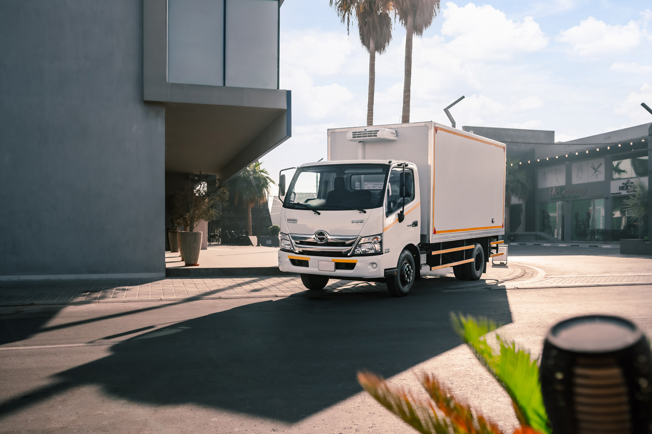 Hino 300 Series gallery image 4