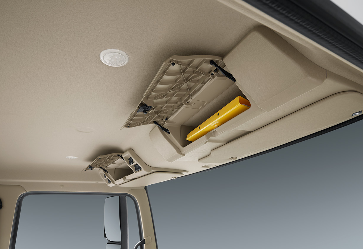 Hino 500 Series interior